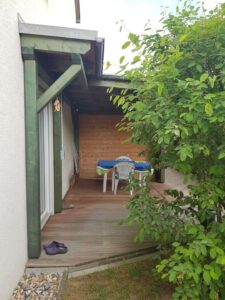 Terrasse mit Überdachung