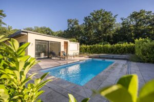 Poolhaus