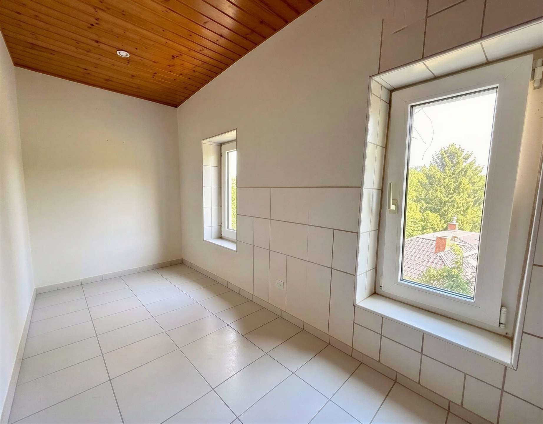 Badezimmer OG - (KI beräumt)