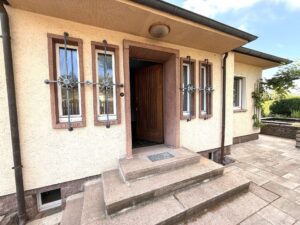 Eingangstür
