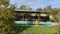 Pool mit Sitzecke