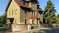 Straßenansicht-Eingang