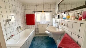 Badezimmer 2. OG