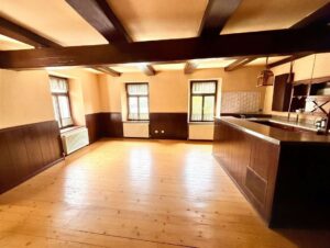 Wohnbereich/Arbeitszimmer - (KI beräumt)