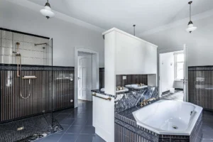 Hauptbadezimmer