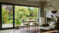 Wohnzimmer_Blick_Garten