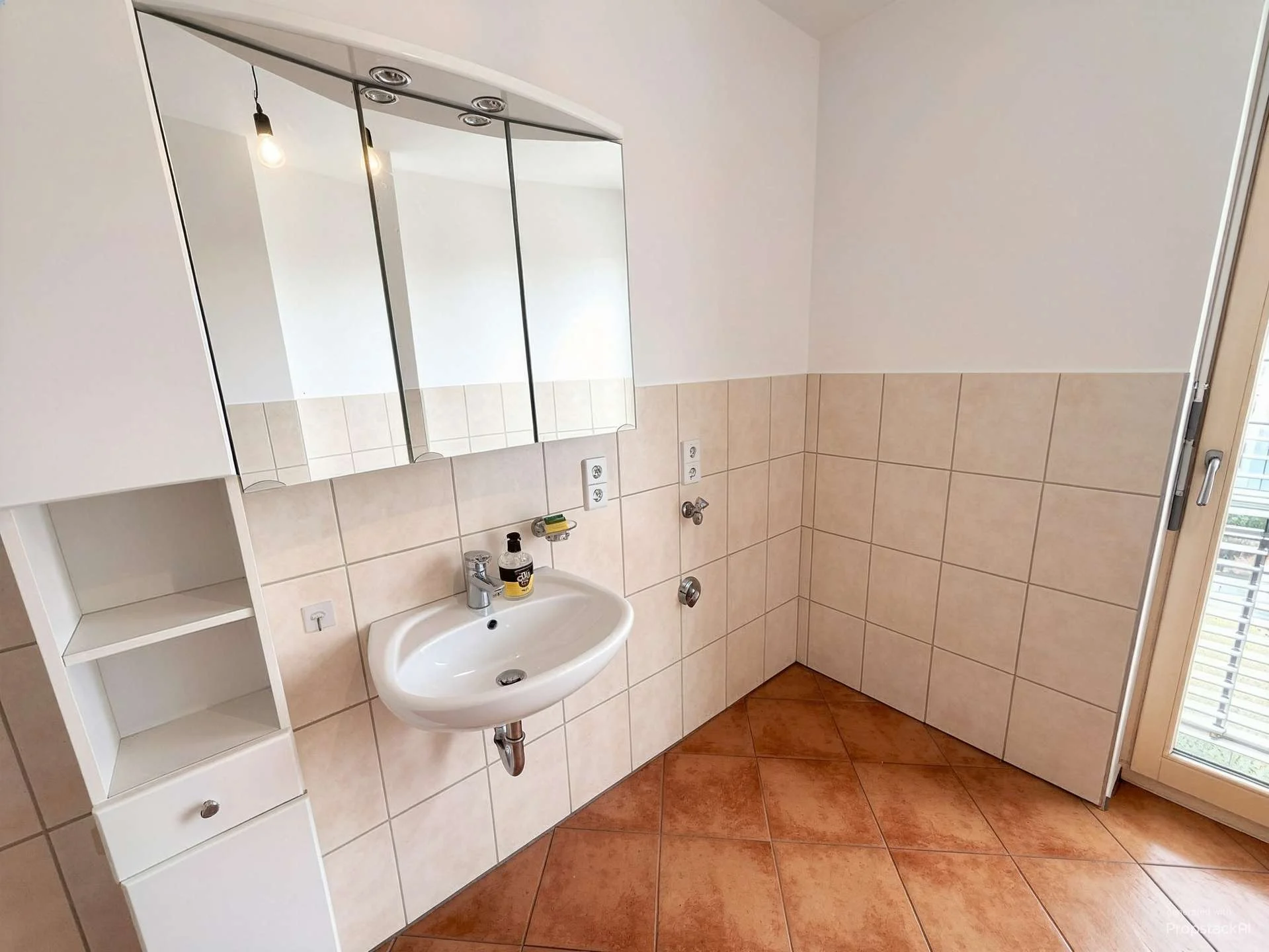 Bad 1 mit Dusche
